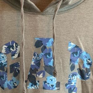 Gap Hoodie